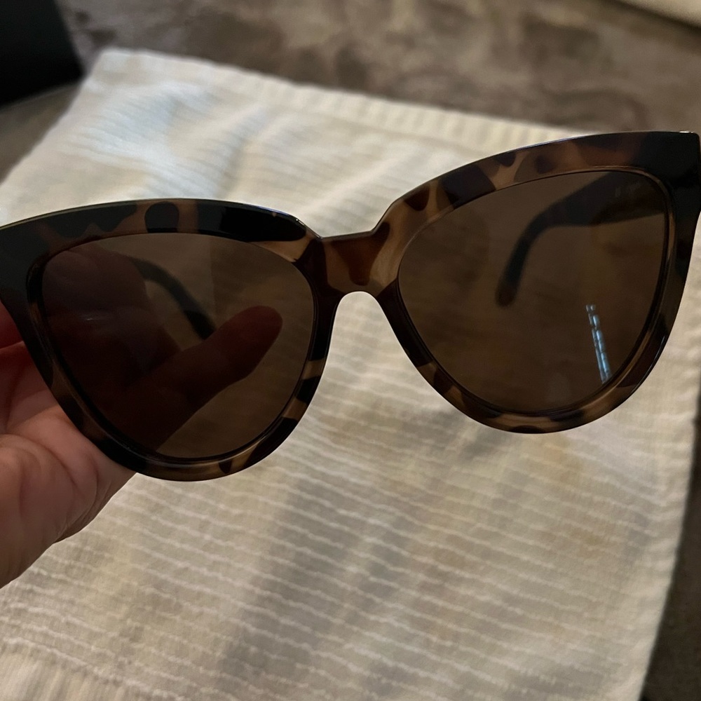 Le Specs Liar Liar Sunglasses